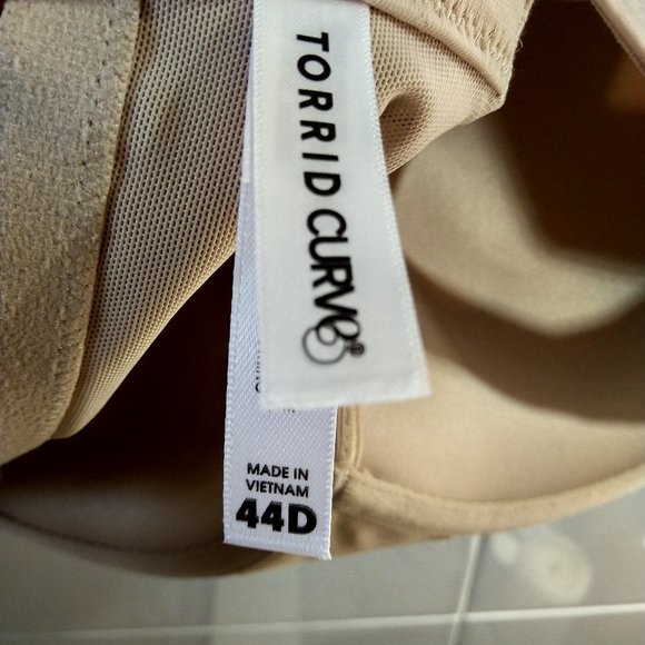 TORRID 44D  XO PUSH-UP PLUNGE BRA - Picture 5 of 7